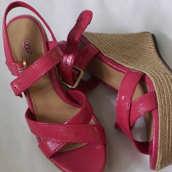NEW UGG W JACKILYN WEDGE PINK SIZE 6.5 - Picture 1 of 5